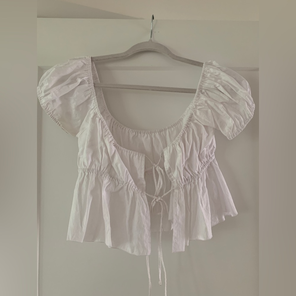 Kitteny tie front top in size medium
